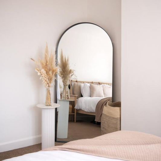 Miroir Arche Atilla | Miroir sur Pied Design Noir Mat | Ryo Design