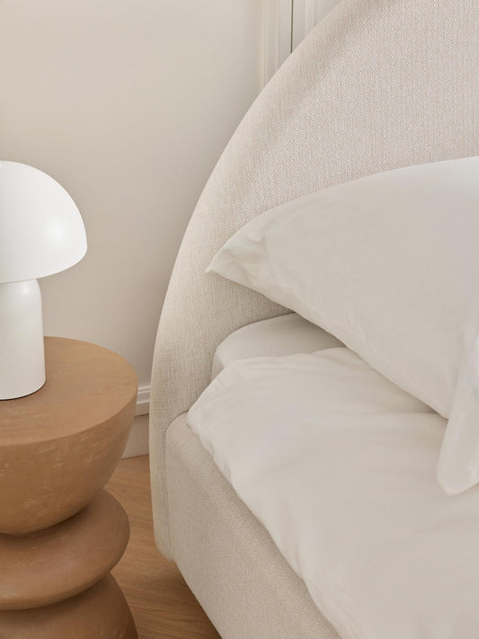 Lit EBBA sur mesure | Lit design moderne rembourré | Ryo Design