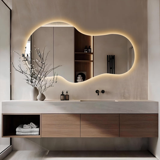 Miroir décoratif design en laiton doré | Miroir mural élégant | Ryo Design