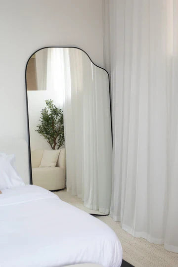 Miroir Design Asymétrique | Grand Miroir Moderne Noir | Ryo Design
