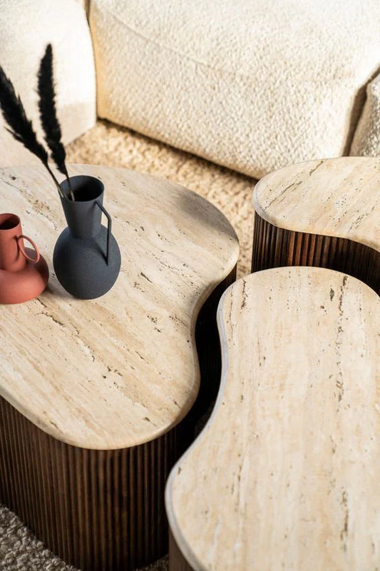 Trio de tables basses en travertin et noyer | Ryo Design